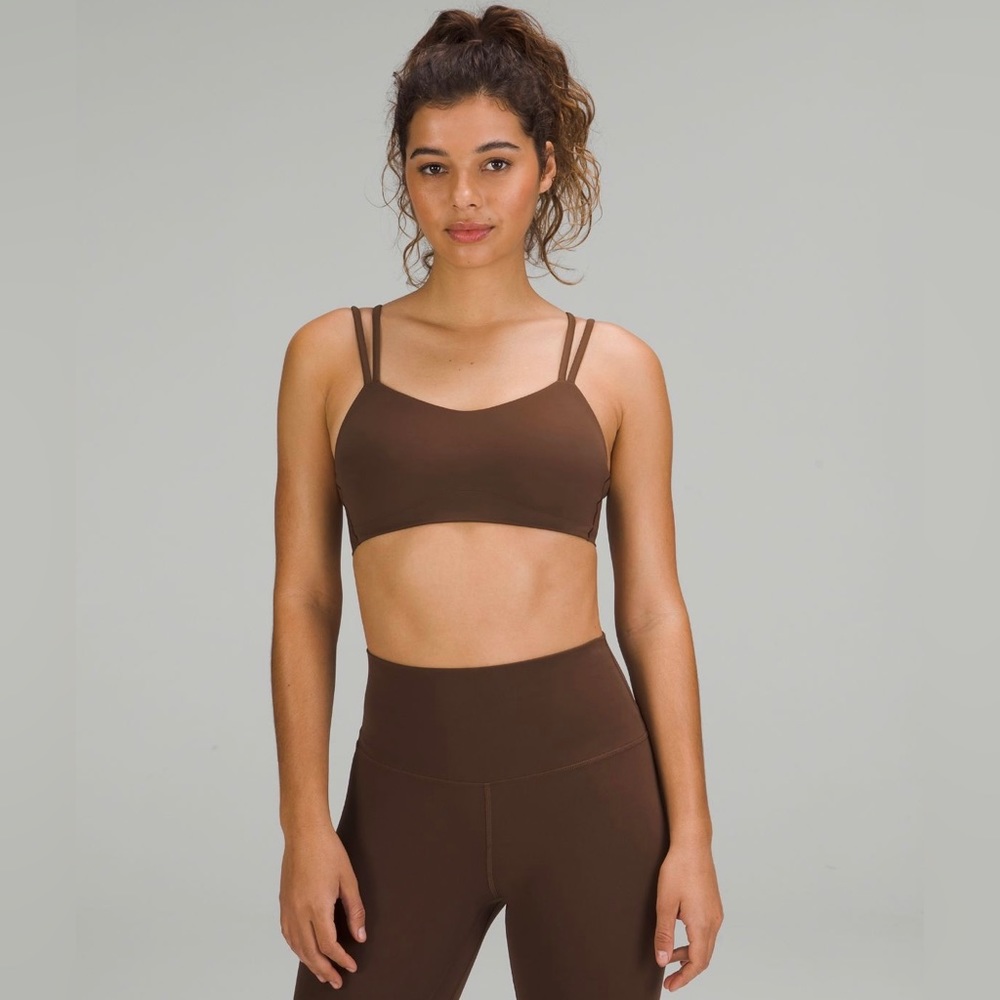 Lululemon “like a cloud bra” size 6